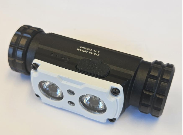 Osean Explorer 2000 hodelykt 2000 Lumen - oppladbar - nattlys 